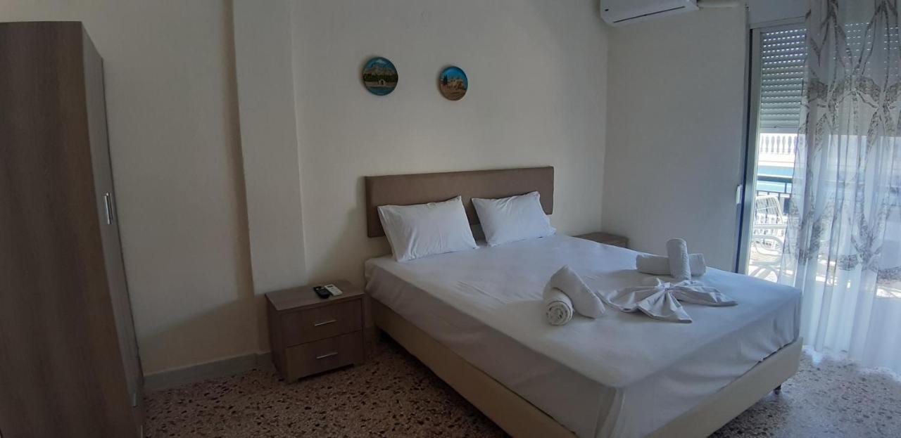 Zoi Apartments Paralia Dionysiou Exterior foto